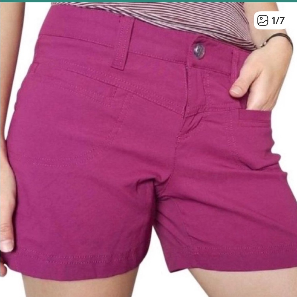 Athleta La Trek Dipper Shorts Raspberry Pink Magenta 2